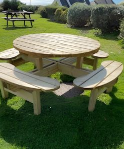 Round Picnic Table