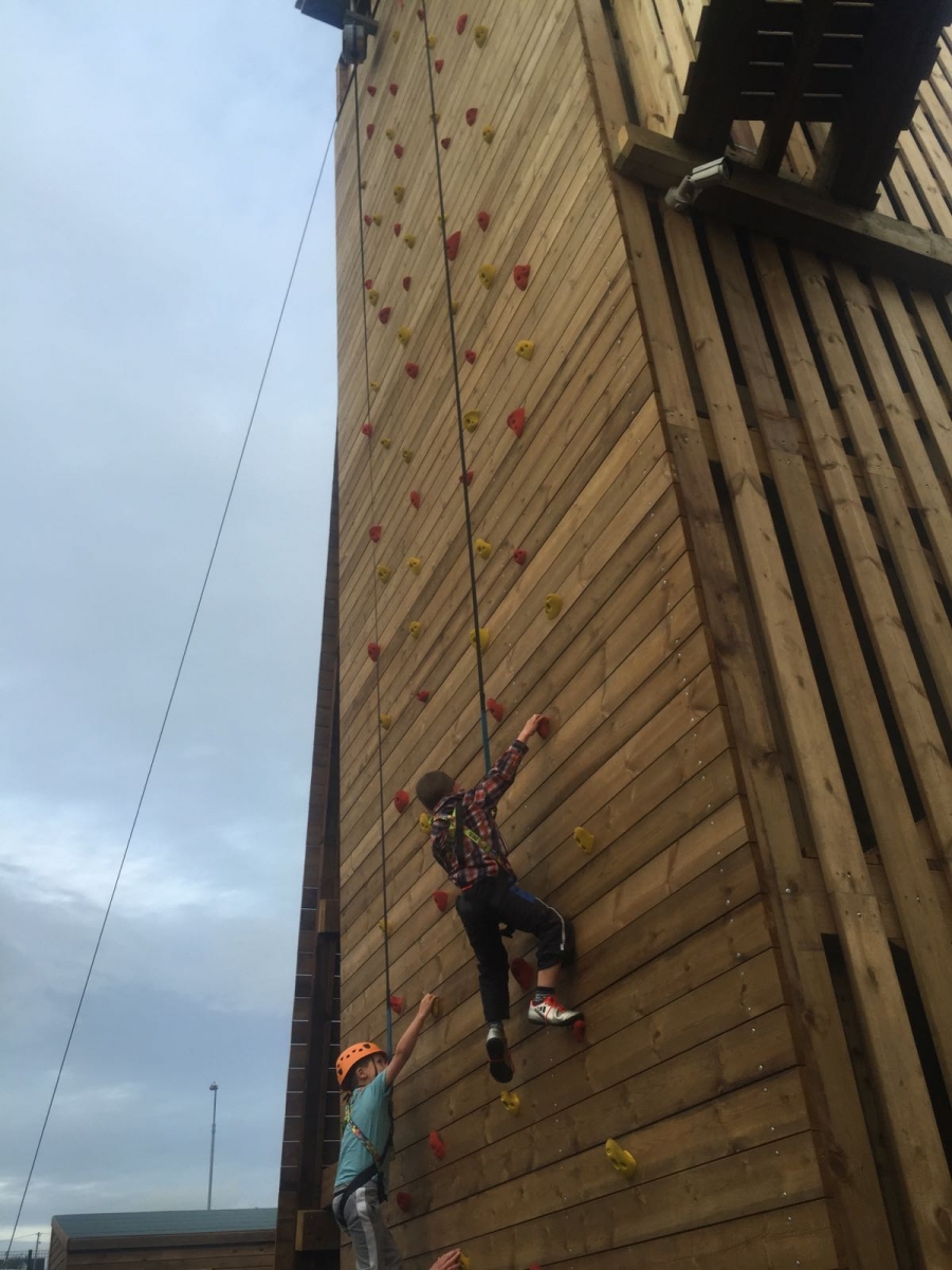 Action Towers - Image 3