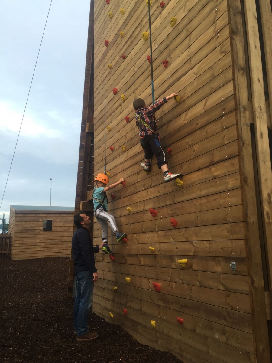 Action Towers - Image 4