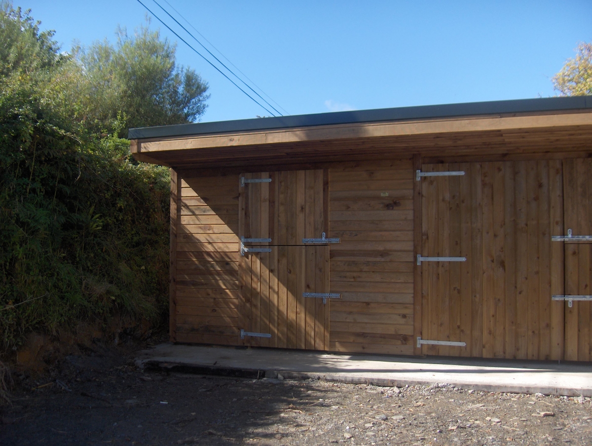 Double Stables - Image 3