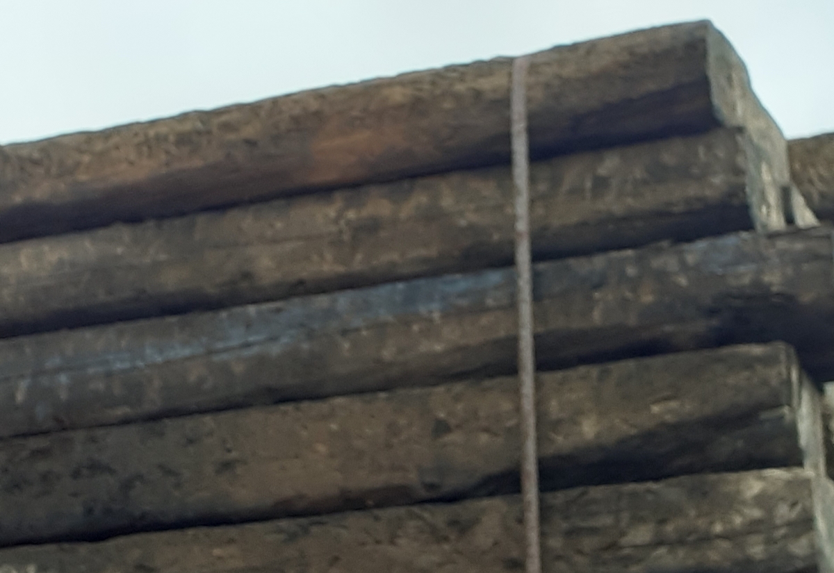 Reclaimed Garden Railway Sleepers A - Image 8