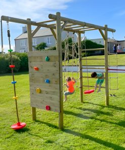 Milo Monkey Climbing Frame