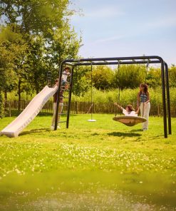 Berg Slide and Platform